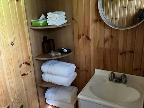 Chalet Petit Duc – Pourvoirie Damville