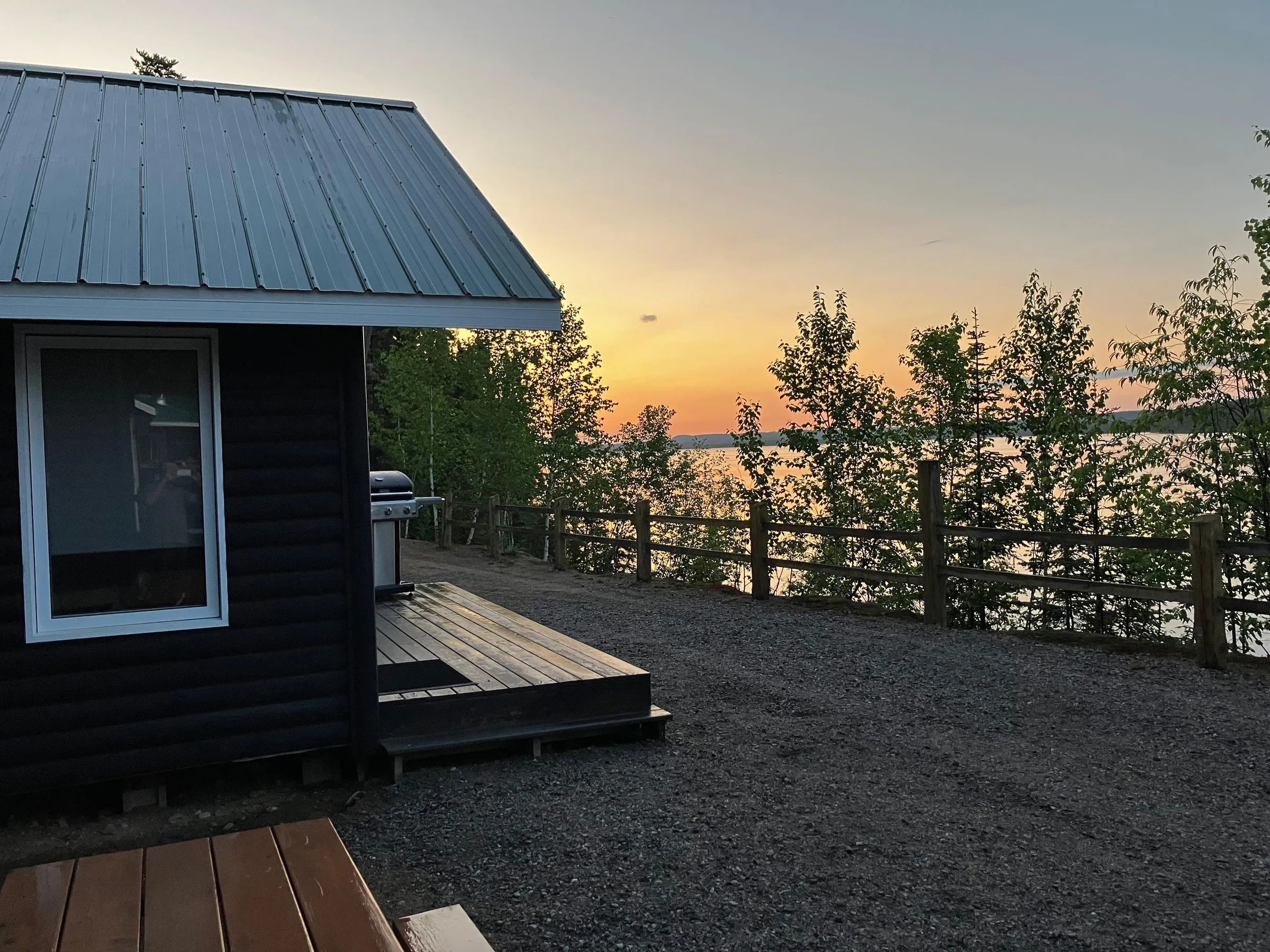 Chalet Petit Duc — Pourvoirie Damville – Pourvoirie Damville