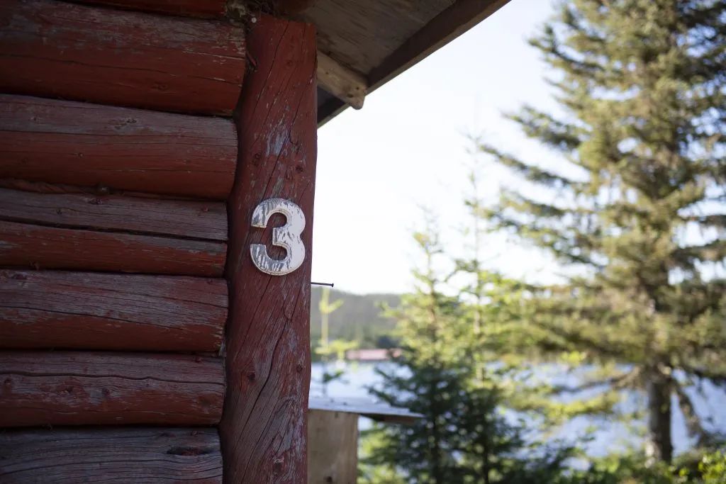 Chalet #3 - L'Ourson — Pourvoirie de l'Ours Brun – Pourvoirie de l'Ours Brun