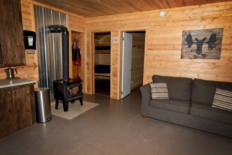 CHALET 2 — Pourvoirie des Grands Ducs – Pourvoirie des Grands Ducs