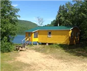 Chalet 2 — Pourvoirie des Lacs Roger et Faucille – Pourvoirie des Lacs Roger et Faucille