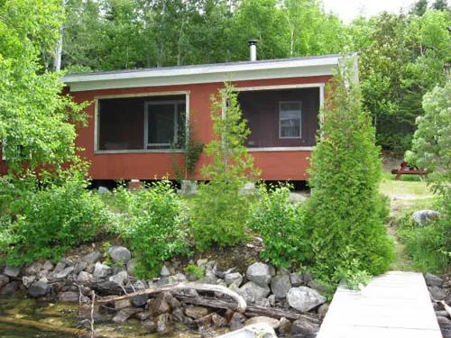 Chalet 3 — Pourvoirie des Lacs Roger et Faucille – Pourvoirie des Lacs Roger et Faucille