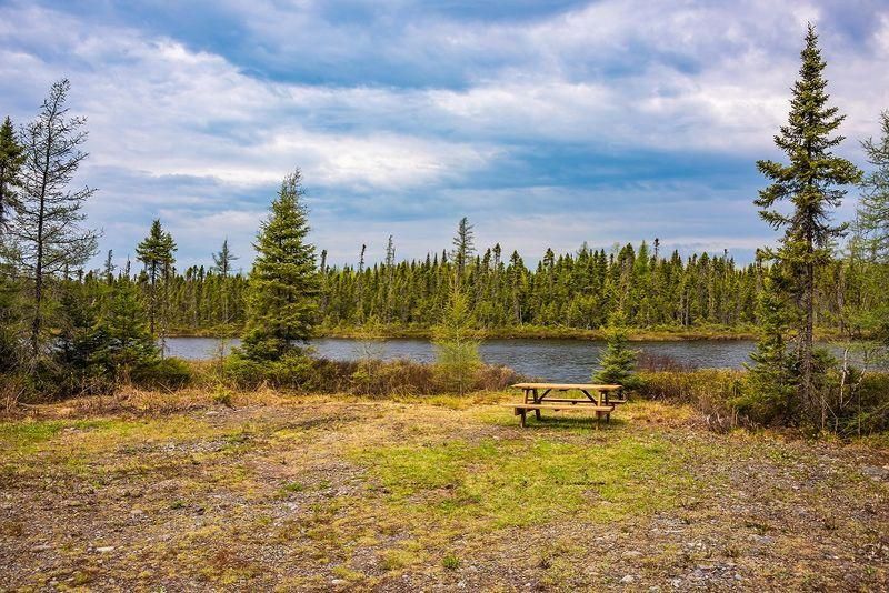 Camping Terrain Lac de la chatte — Pourvoirie des Trois Lacs – Pourvoirie des Trois Lacs