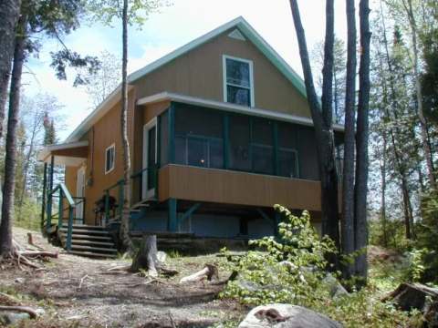 CHALET 13 – Pourvoirie Domaine Bazinet