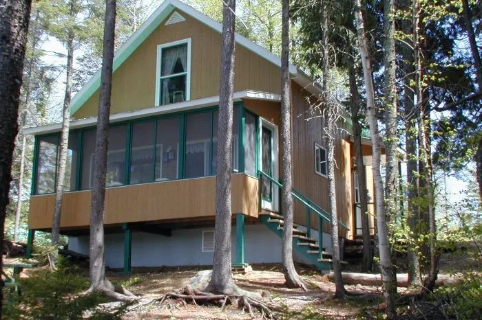 CABIN 17 – Pourvoirie Domaine Bazinet