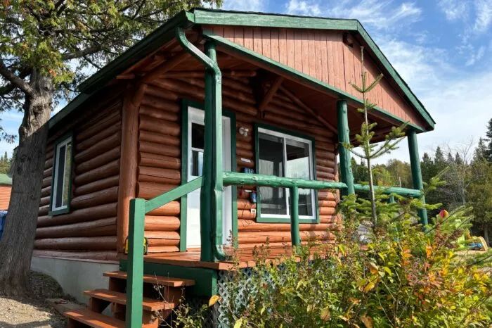 CABIN 4 – Pourvoirie Domaine Bazinet