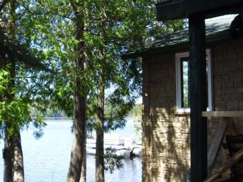 CABIN 6 – Pourvoirie Domaine Bazinet