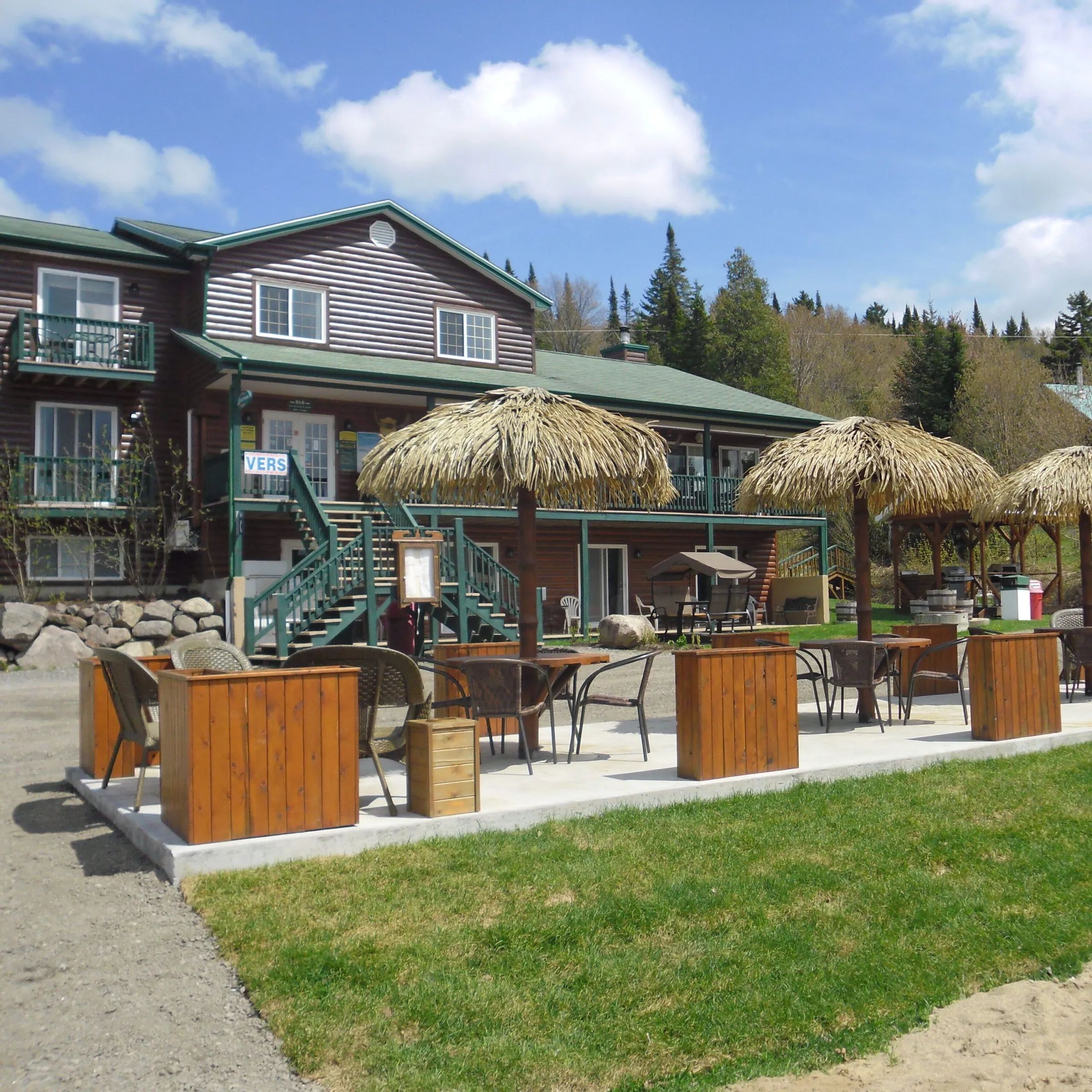 CHALET 7 — Pourvoirie Domaine Bazinet – Pourvoirie Domaine Bazinet