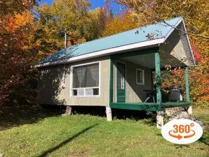 BLUE JAY CABIN — Pourvoirie Domaine du Renard Bleu – Pourvoirie Domaine du Renard Bleu