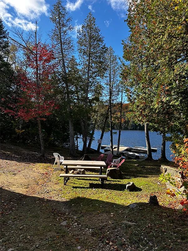 CHALET LE GRIZZLY — Pourvoirie Domaine du Renard Bleu – Pourvoirie Domaine du Renard Bleu