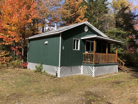 CHALET LE HUARD – Pourvoirie Domaine du Renard Bleu