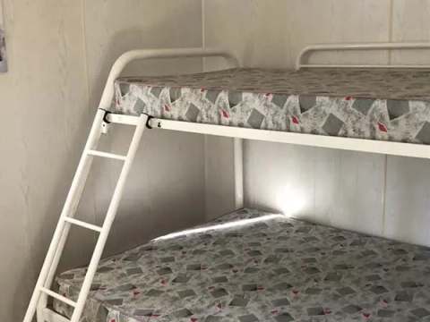 The Le Vison cabin features a bunk bed for sleeping.