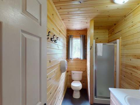CHALET DU PLONGEON – Pourvoirie du Club Bataram