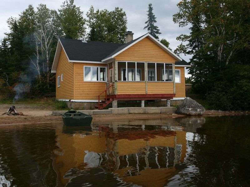 SUZY CABIN – Pourvoirie du Club Bataram