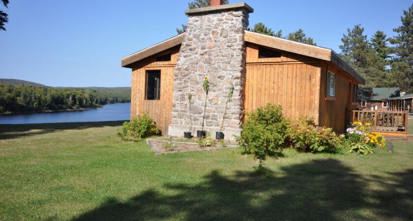 CHALET L'ORIGNAL — Pourvoirie du Club Gatineau – Pourvoirie du Club Gatineau