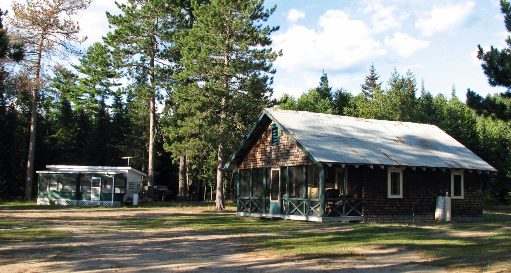 CHALET L'OURS — Pourvoirie du Club Gatineau – Pourvoirie du Club Gatineau