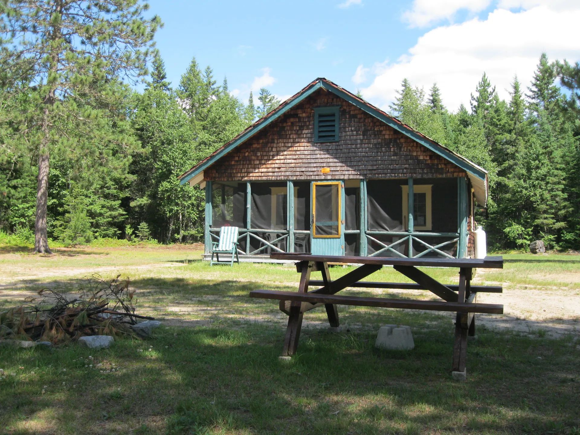 CHALET L'OURS — Pourvoirie du Club Gatineau – Pourvoirie du Club Gatineau