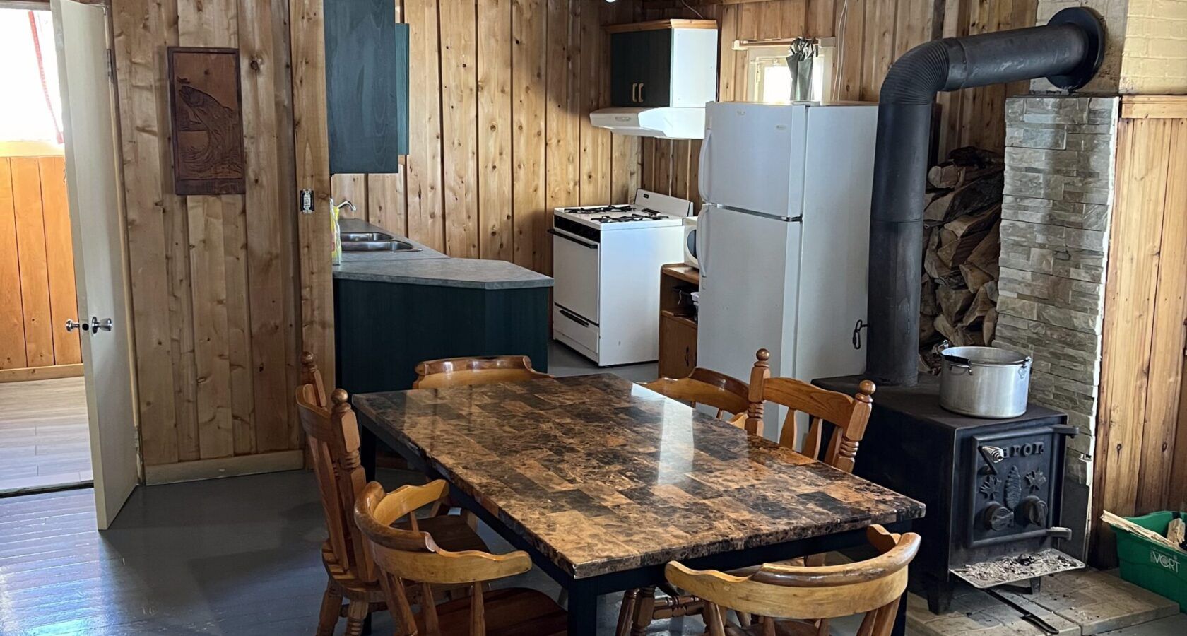 CHALET LE LOUP — Pourvoirie du Club Gatineau – Pourvoirie du Club Gatineau