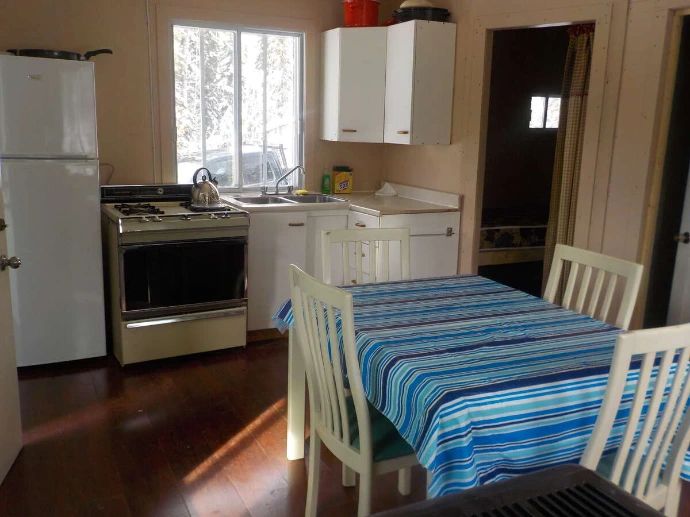 CHALET 9 COUDES — Pourvoirie du Lac à l'Ours Blanc – Pourvoirie du Lac à l'Ours Blanc