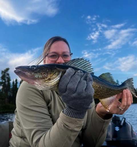 Fishing Walleye at Pourvoirie du Lac à l'Ours Blanc, Mauricie, Quebec — photo 2