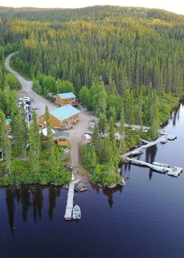 Photo de Pourvoirie du Lac Baptiste en Mauricie, Qc