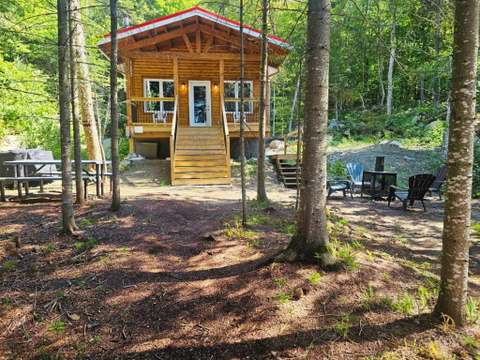 THE GETAWAY CHALET – Pourvoirie du Lac Berval