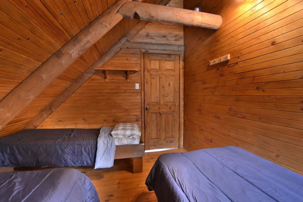 L'INTIME CABIN – Pourvoirie du Lac Berval