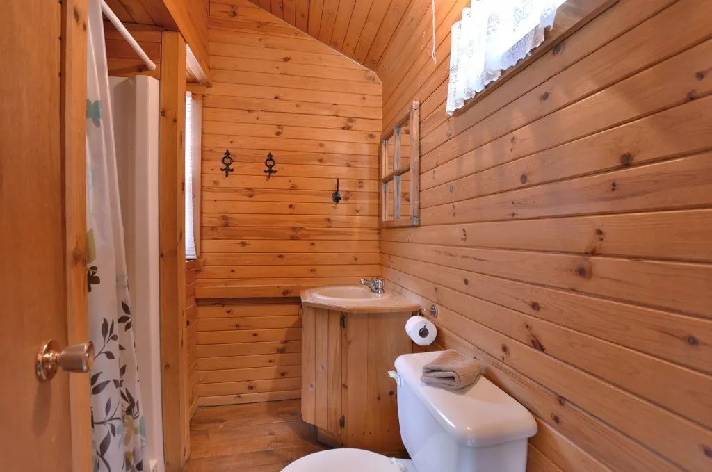 CHALET LE CASTOR – Pourvoirie du Lac Berval