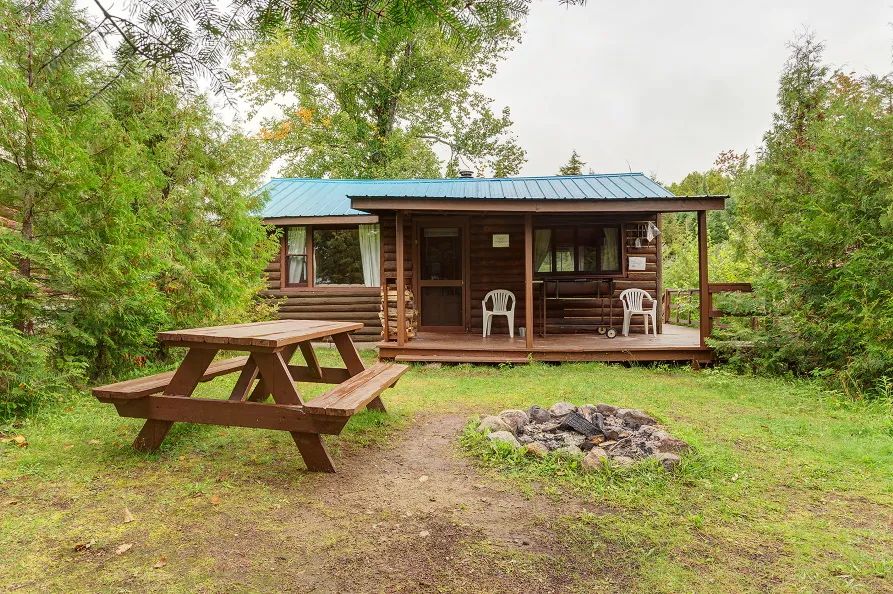 CHALET LE CASTOR — Pourvoirie du Lac Berval – Pourvoirie du Lac Berval
