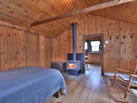 CHALET LE CASTOR – Pourvoirie du Lac Berval