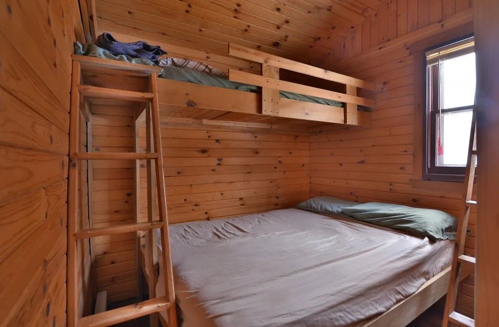 CHALET LE CASTOR – Pourvoirie du Lac Berval