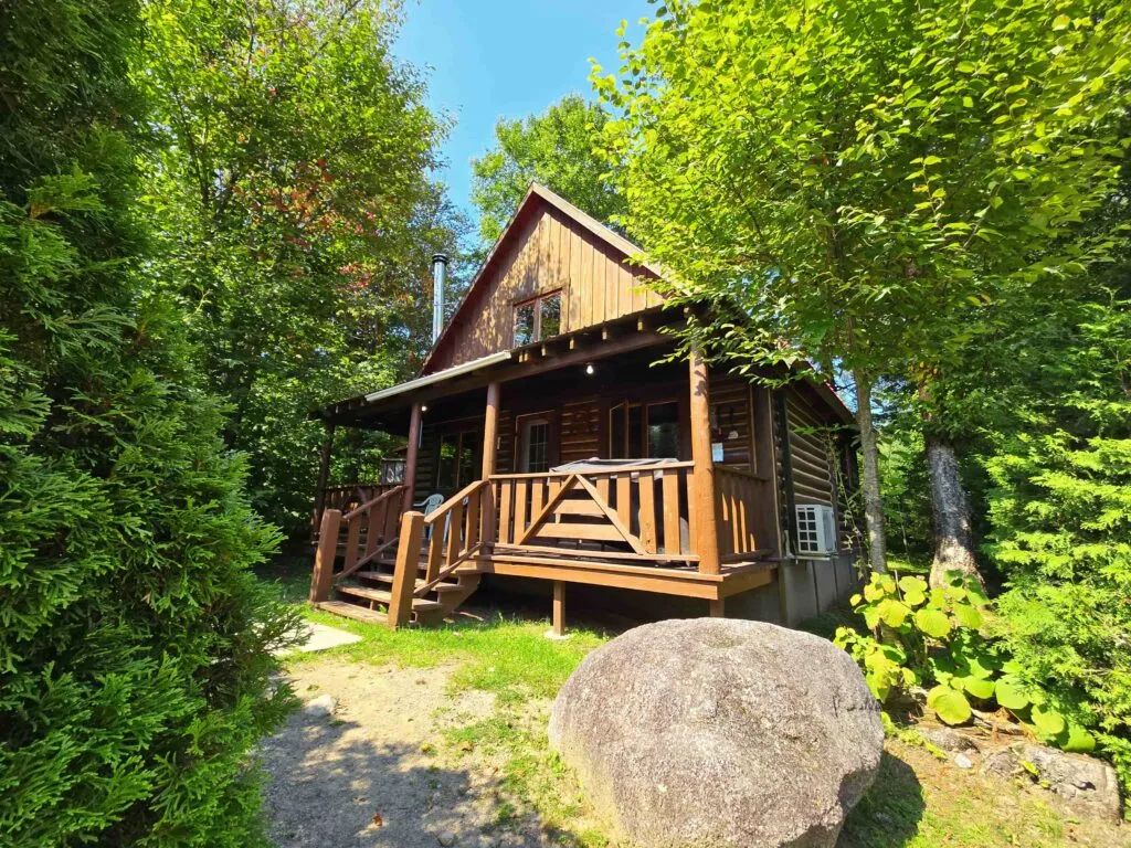 LE CHAMPÊTRE CABIN – LE CHAMPÊTRE CABIN