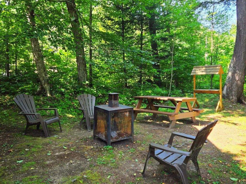 LE CHAMPÊTRE CABIN – Pourvoirie du Lac Berval