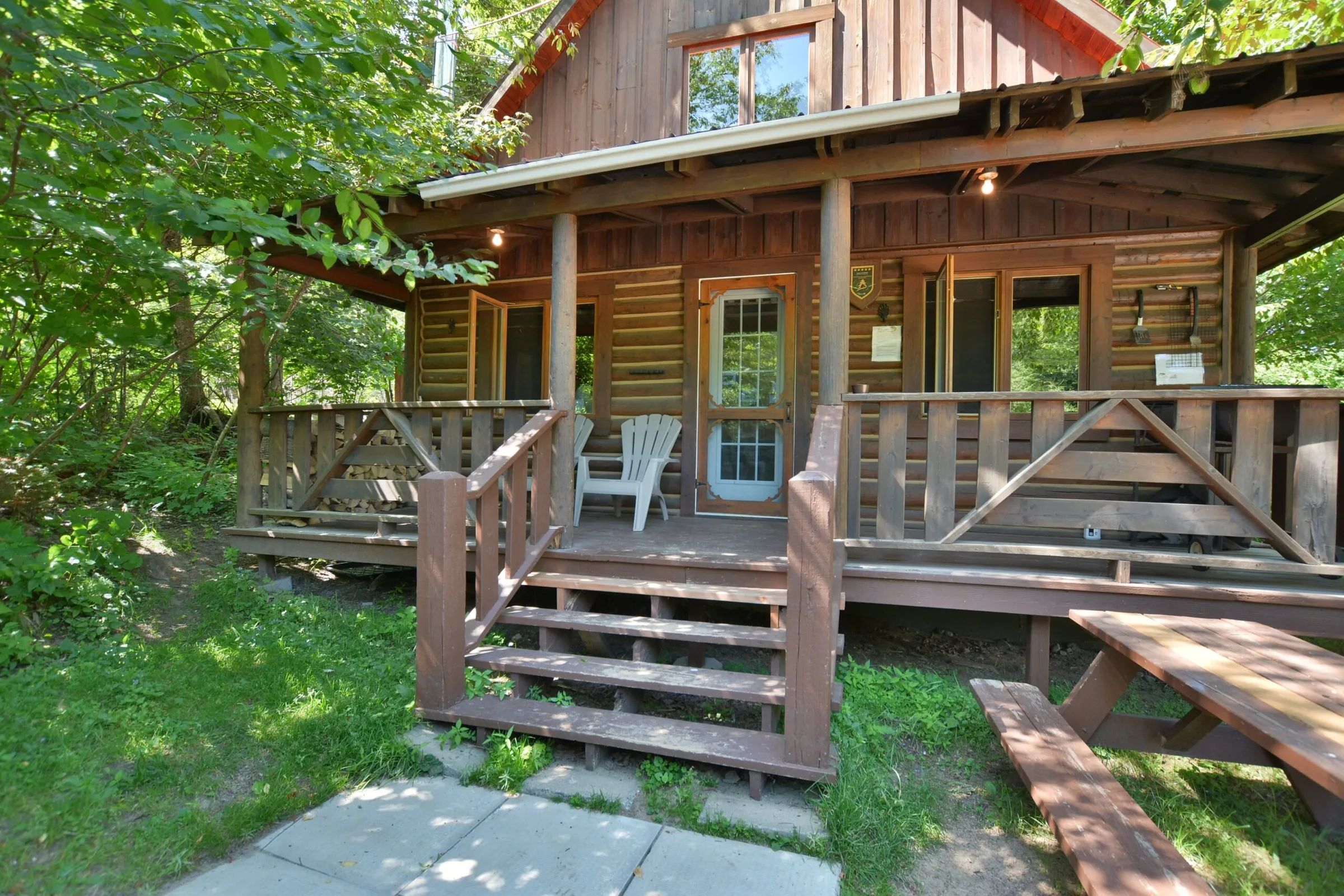 LE CHAMPÊTRE CABIN – Pourvoirie du Lac Berval