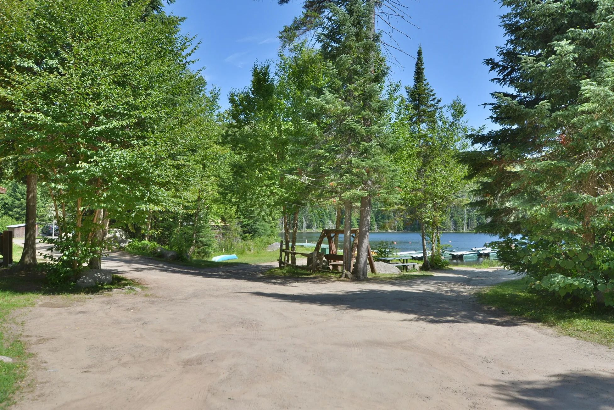 LE CHAMPÊTRE CABIN – Pourvoirie du Lac Berval