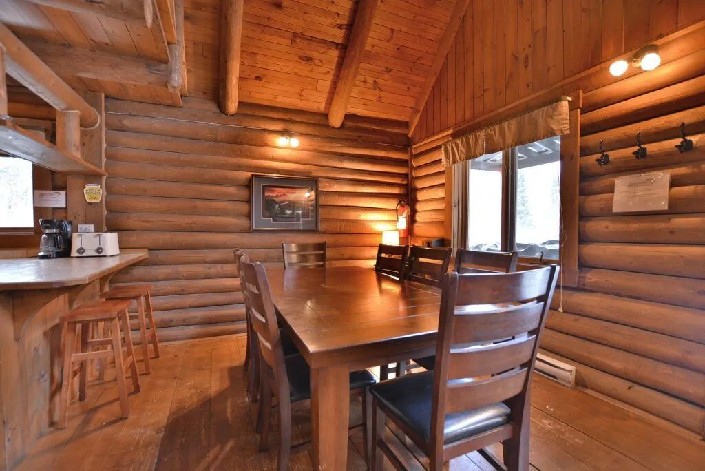 LE CHAMPÊTRE CABIN – Pourvoirie du Lac Berval