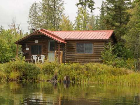 LE HUARD CABIN – Pourvoirie du Lac Berval