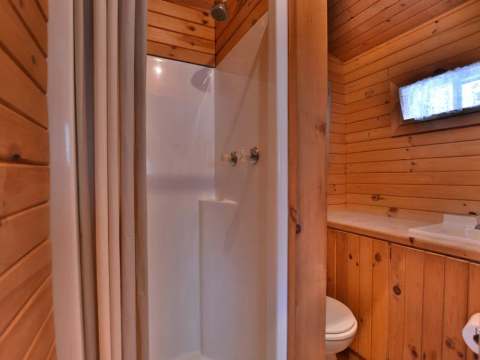 LE HUARD CABIN – Pourvoirie du Lac Berval