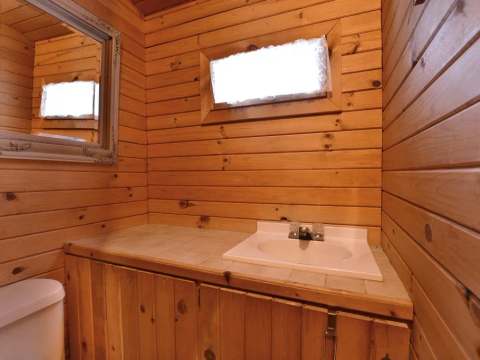 LE HUARD CABIN – Pourvoirie du Lac Berval