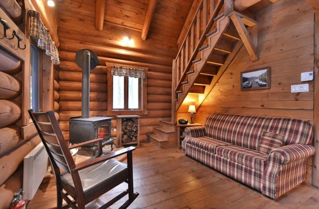 LE PÊCHEUR CHALET – Pourvoirie du Lac Berval