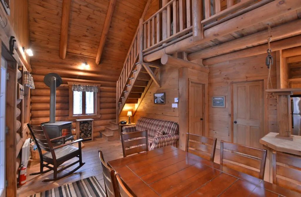 LE PÊCHEUR CHALET – Pourvoirie du Lac Berval