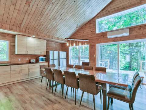 LE RASSEMBLEUR CABIN – Pourvoirie du Lac Berval