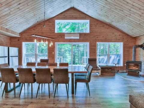 LE RASSEMBLEUR CABIN – Pourvoirie du Lac Berval