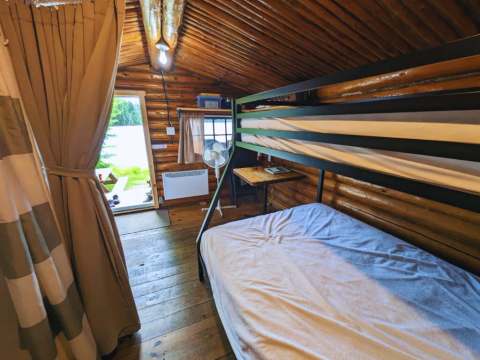 CAMP LE ROBINSON – Pourvoirie du Lac Berval