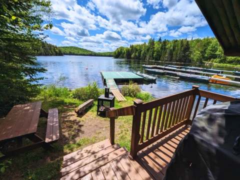 CAMP LE ROBINSON – Pourvoirie du Lac Berval