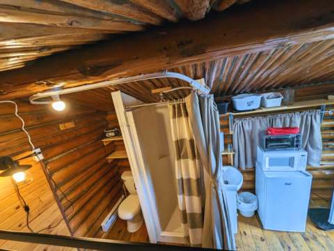 CAMP LE ROBINSON – Pourvoirie du Lac Berval