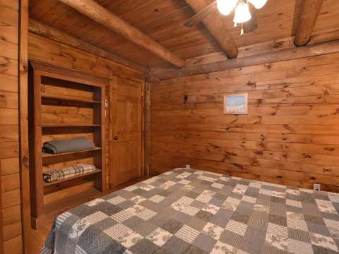 LE ROCHER CABIN – Pourvoirie du Lac Berval