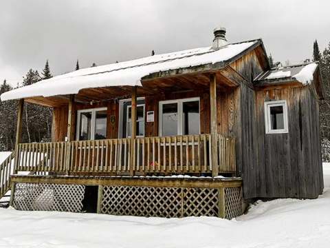 Chalet #9 – Pourvoirie du Lac Croche
