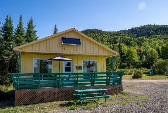 CHALET 5 — Pourvoirie du Lac Croche – Pourvoirie du Lac Croche
