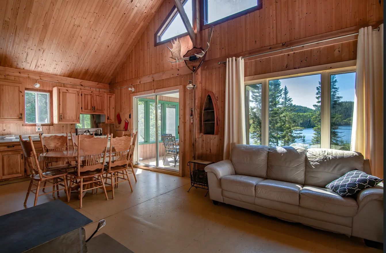 Chalet du Grand Héron — Pourvoirie du Lac Croche – Pourvoirie du Lac Croche